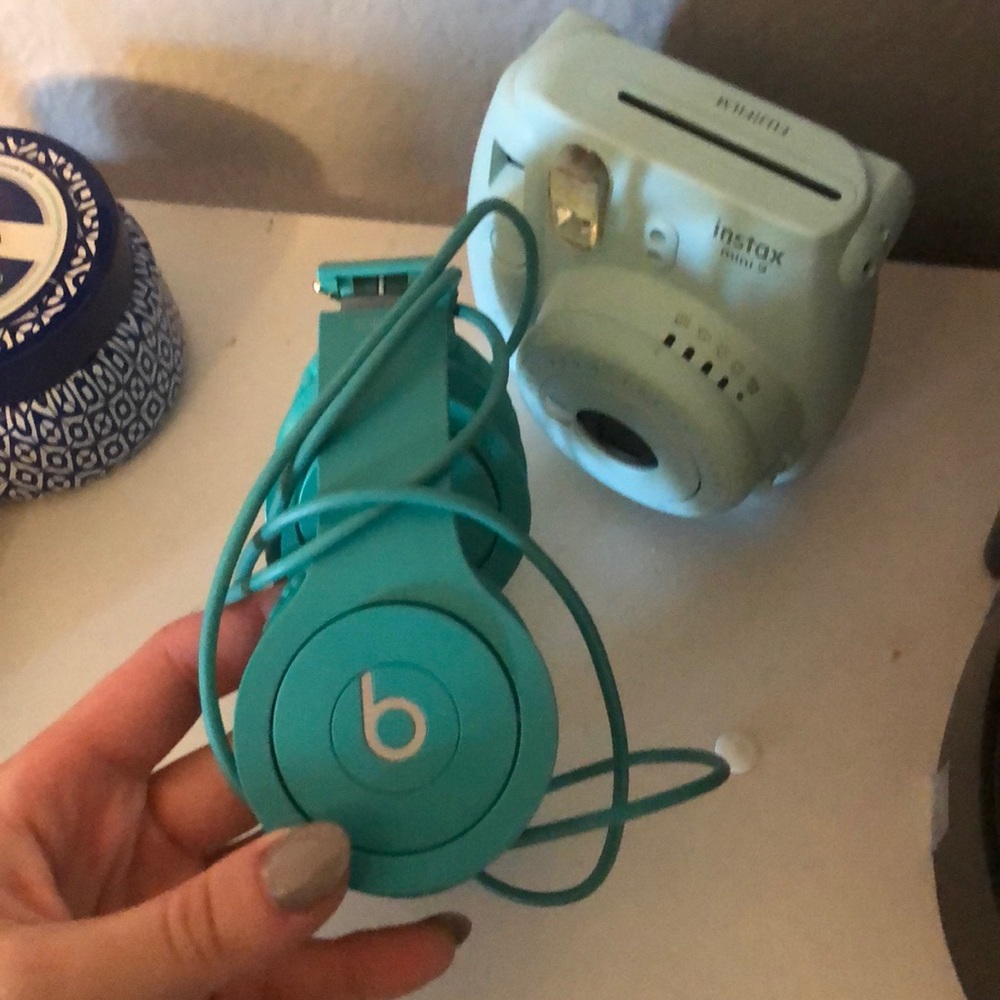 Beats - Picture 2 of 3